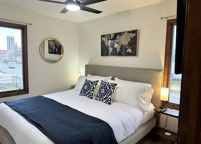 Capital Suite On 6Th Street - King Bed / Downtown!