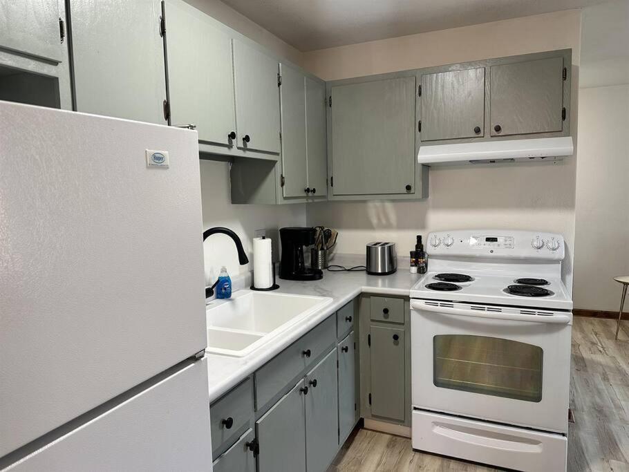 Capital On 6th Street - King Bed / Downtown! Appartement Springfield