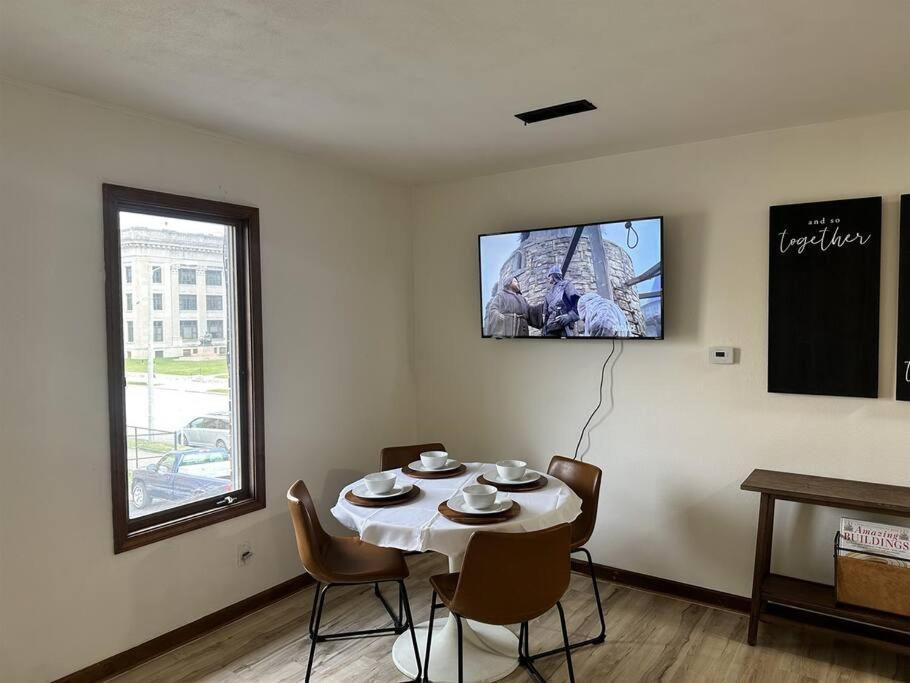 Appartement Capital On 6th Street - King Bed / Downtown! *